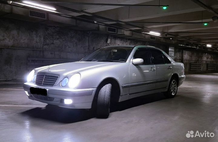 Аренда автомобиля Mercedes с водителем