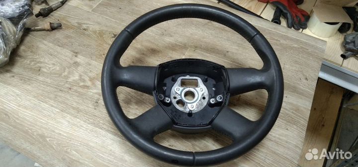 Руль (рулевое колесо) Audi A3