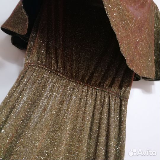 Нарядное женское новое платье 44-46 размер