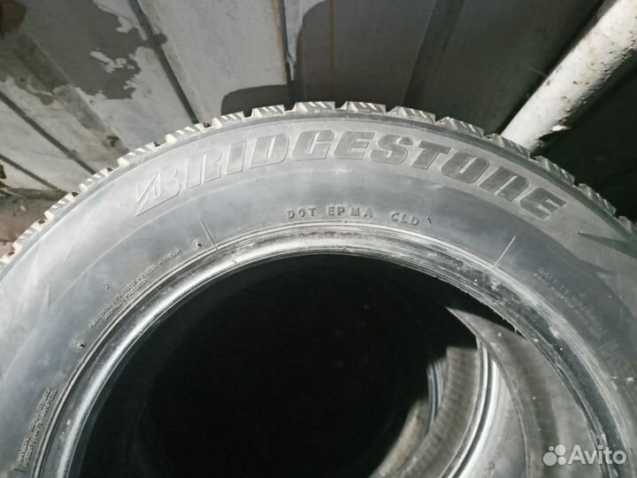 Bridgestone Blizzak WS-60 205/65 R16 95R