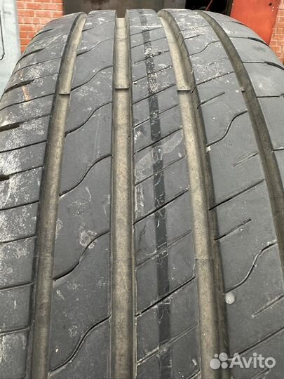 Goodyear EfficientGrip Performance 2 215/60 R17 96H