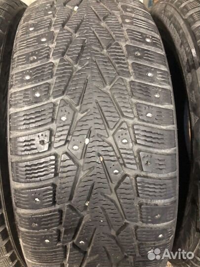 Nokian Tyres Hakkapeliitta 7 215/55 R17