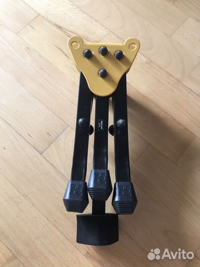 Гитарная стойка