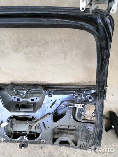 Крышка багажника VW Touareg 2006 3.6