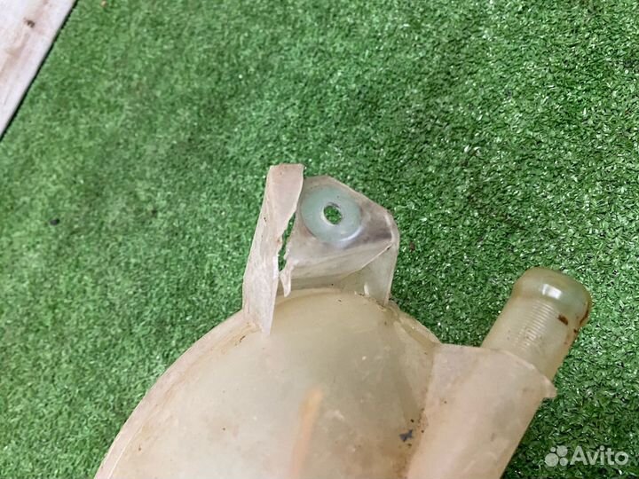 Расширительный бачок Renault Logan 2