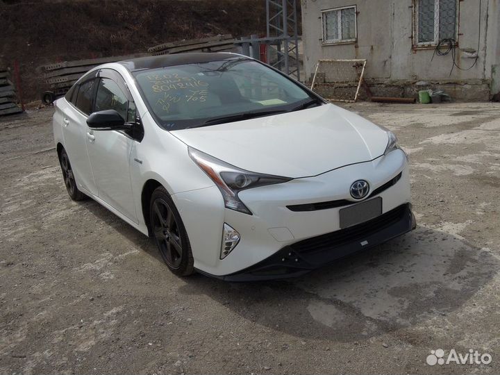 Toyota Prius 1.8 AT, 2017, 90 000 км