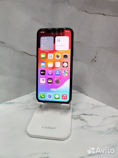 iPhone 11 Pro, 64 ГБ