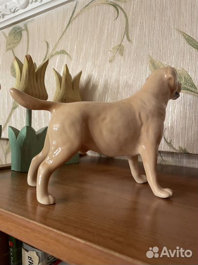 Статуэтки фарфоровые Люкс