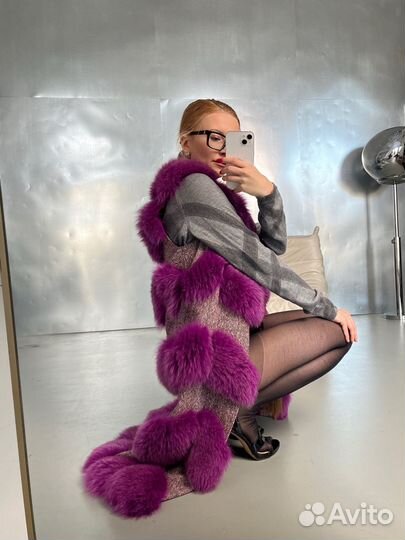 Жилетка песец розовая длинная италия