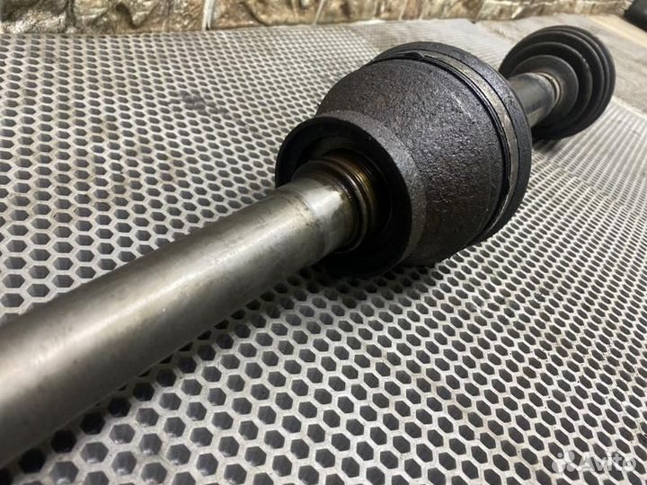 Полуось передняя правая Land Rover Range Rover