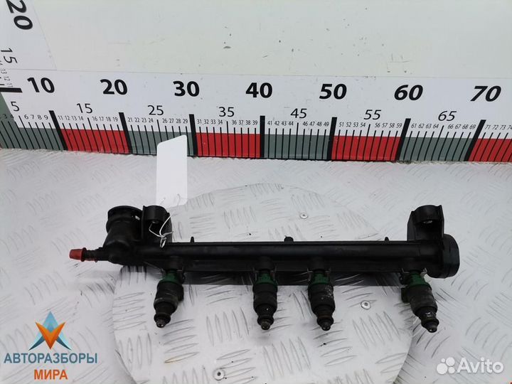 Топливная рампа Audi A3 8L 1998