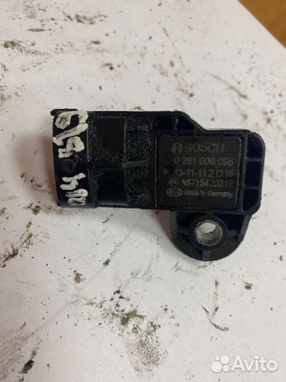 Датчик абсолютного давления ssangyong actyon 1 2.0 0281006095. a67115420017