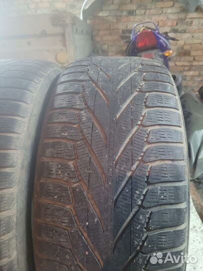 Nokian Tyres Hakkapeliitta 8 SUV 275/55 R19 115R