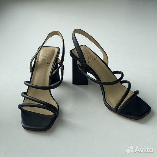 Босоножки чёрные Graciana