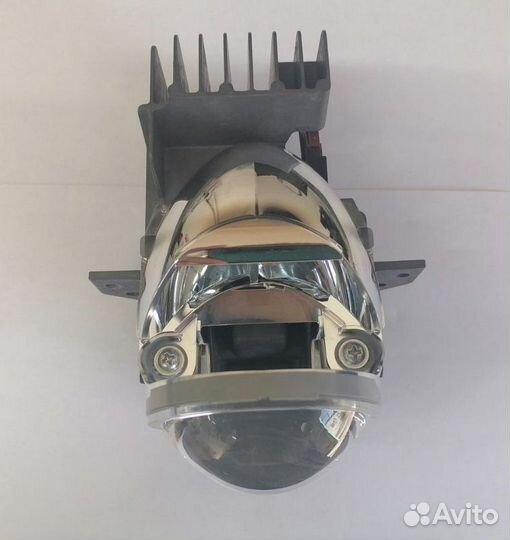 Линза фары Nissan Serena C27 2016-2021