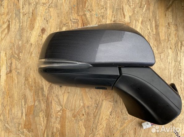 Зеркало правое Тойота рав 4 ха 50 Toyota RAV 4