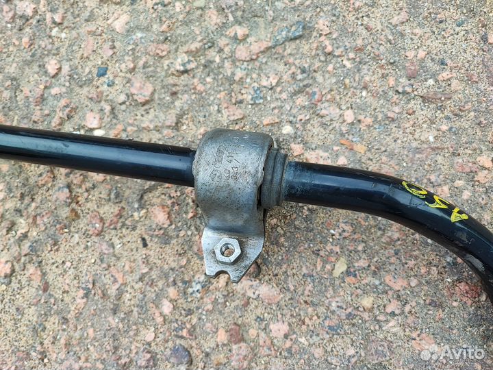 Стабилизатор передний Шкода Октавия А5 RS Суперб 2