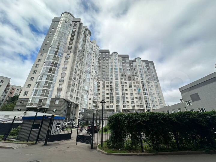 2-к. квартира, 62 м², 6/24 эт.