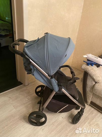 Прогулочная коляска carello bravo plus