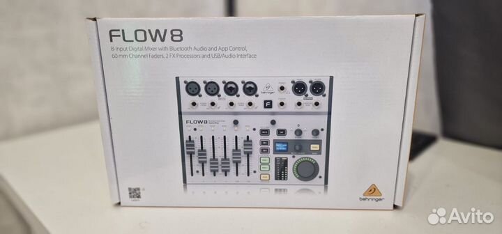 Behringer flow 8