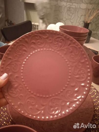 Сервиз (набор посуды) на 4 персоны