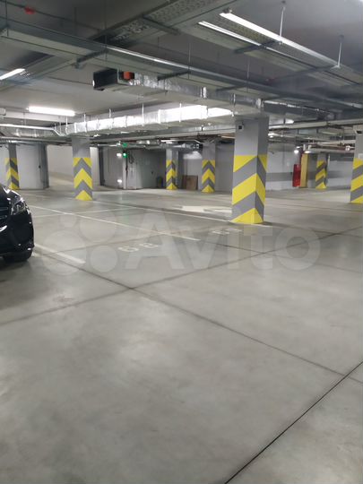 Машиноместо