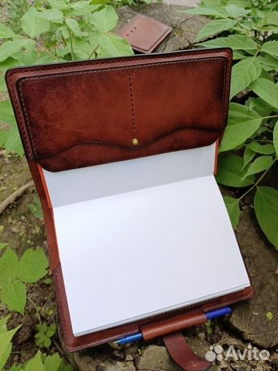 Обложка для ежедневника А4 4700, А5 3700