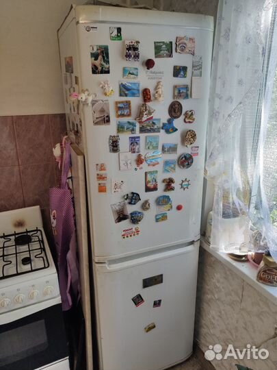 Холодильник Hotpoint Ariston rmba 2200.L.019