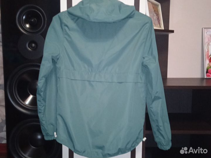 Ветровка для девочки