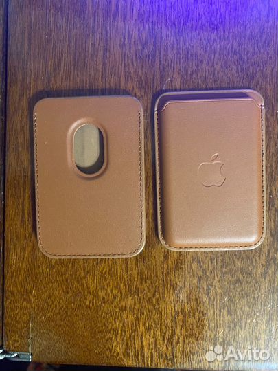 Картхолдер apple