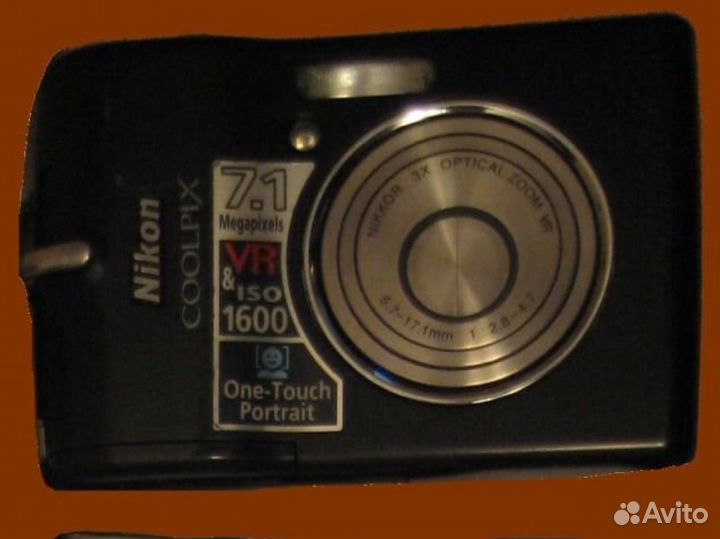 Фотоаппарат Nikon L12