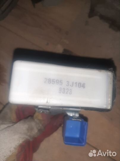 Электронный блок на Nissan Primera P 11