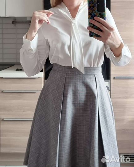 Блузка белая 46р