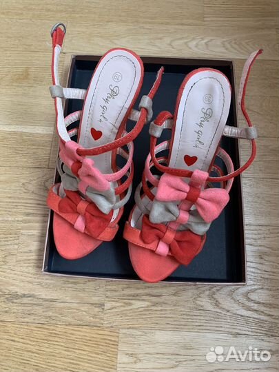 Босоножки женские 39 размер