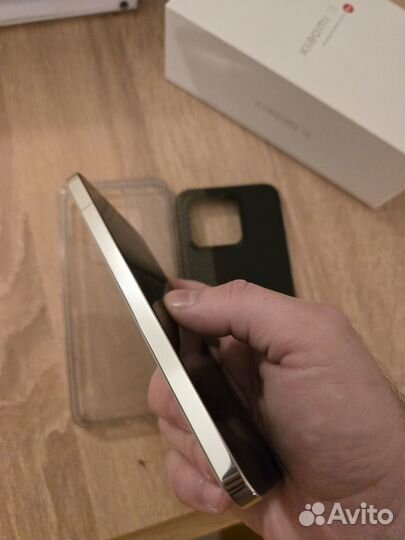 Xiaomi 13, 8/256 ГБ