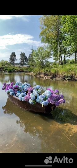 Лодка деревянная