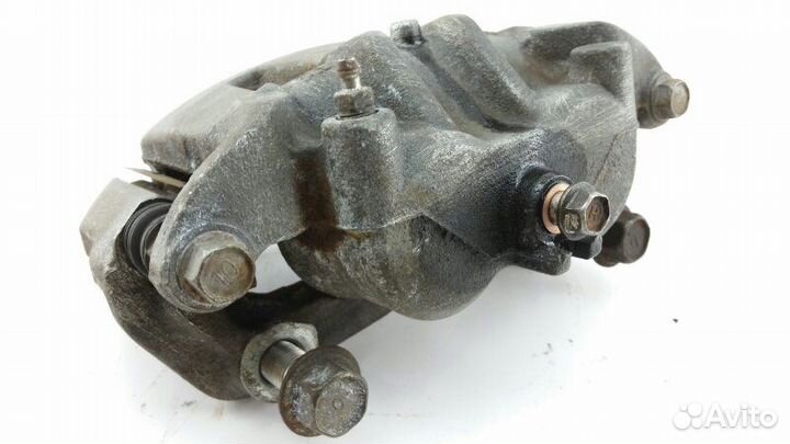 Суппорт передний левый Nissan Serena C25 2007