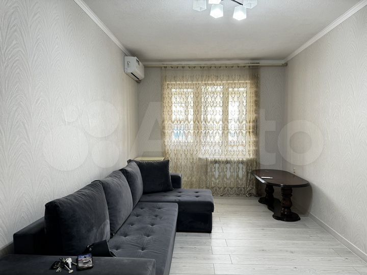 1-к. квартира, 45 м², 1/10 эт.