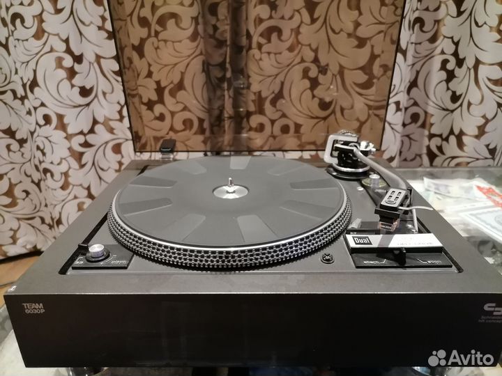 Проигрыватель винила Dual 481A