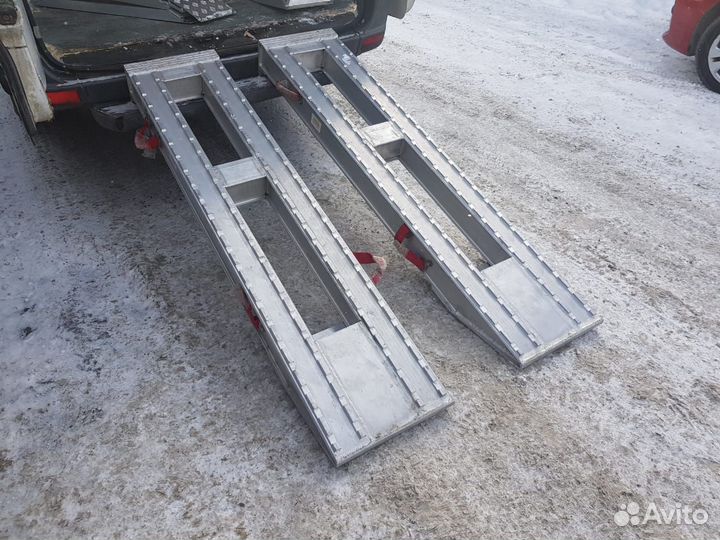 Сходни алюминиевые для заезда техники