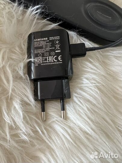 Беспроводная зарядка samsung