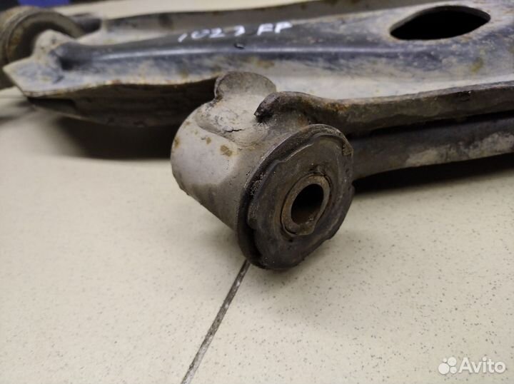 Рычаг передний правый Doblo 2005-2015