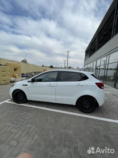 Kia Rio 1.6 AT, 2015, 245 000 км