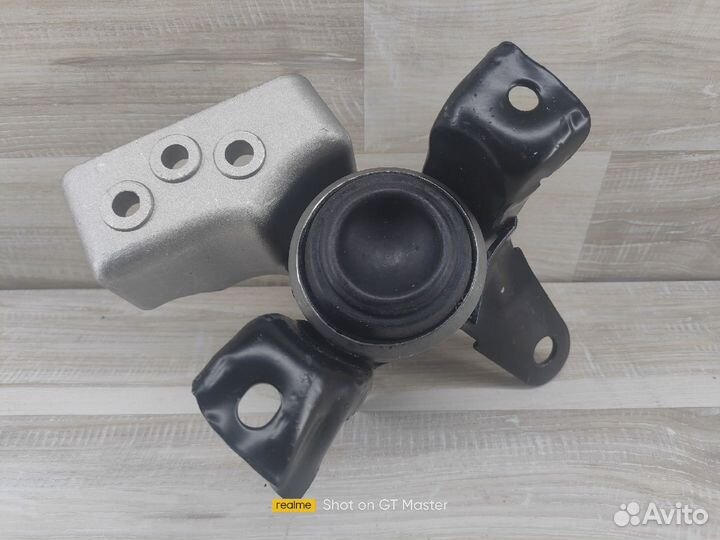 Подушка двигателя правая Lifan Solano /NEW/Solano