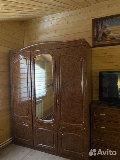 Спальный гарнитур