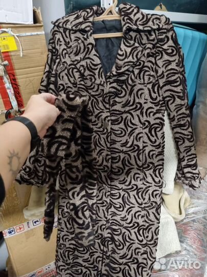 Пальто женское демисезонное 46 размер