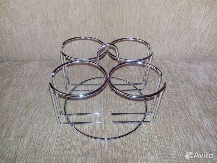 Набор из 4-х кружек с крышками на подставке. Новые