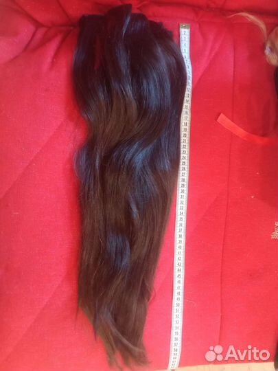 Волосы на заколках