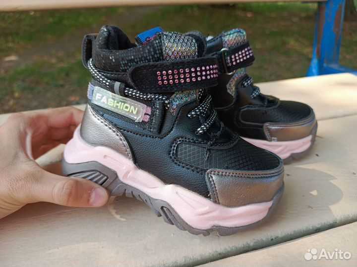 Ботинки демисезонные для девочки (22-26р)