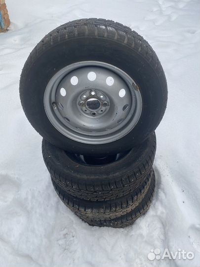 Nokian Tyres Hakkapeliitta 7 185/65 R14 90T